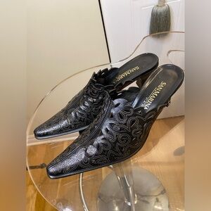 San  Marina Paris/Leather Mules/intricate filigree design/gold design 🤎